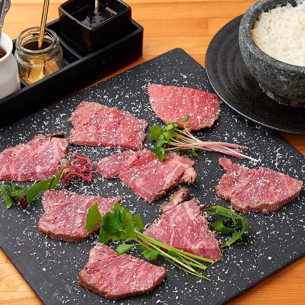 洋食レストラン ノワ・ド・ココ 国産牛ローストビーフ３部位食べ比べ